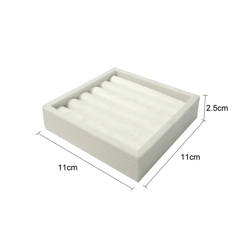 

Бархатный лоток для колец TREACHI 11*11 см