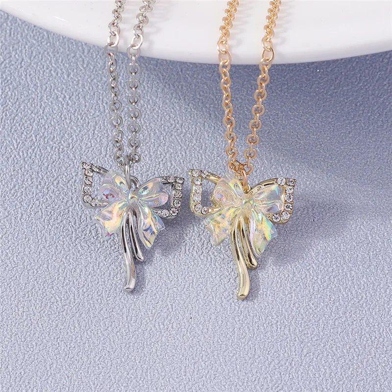 

1pc Exquisite Luxury Crystal Bowknot Necklaces Gold Silver Color Elegant Crystal Pendant Necklace for Women Girls Birthday Gifts