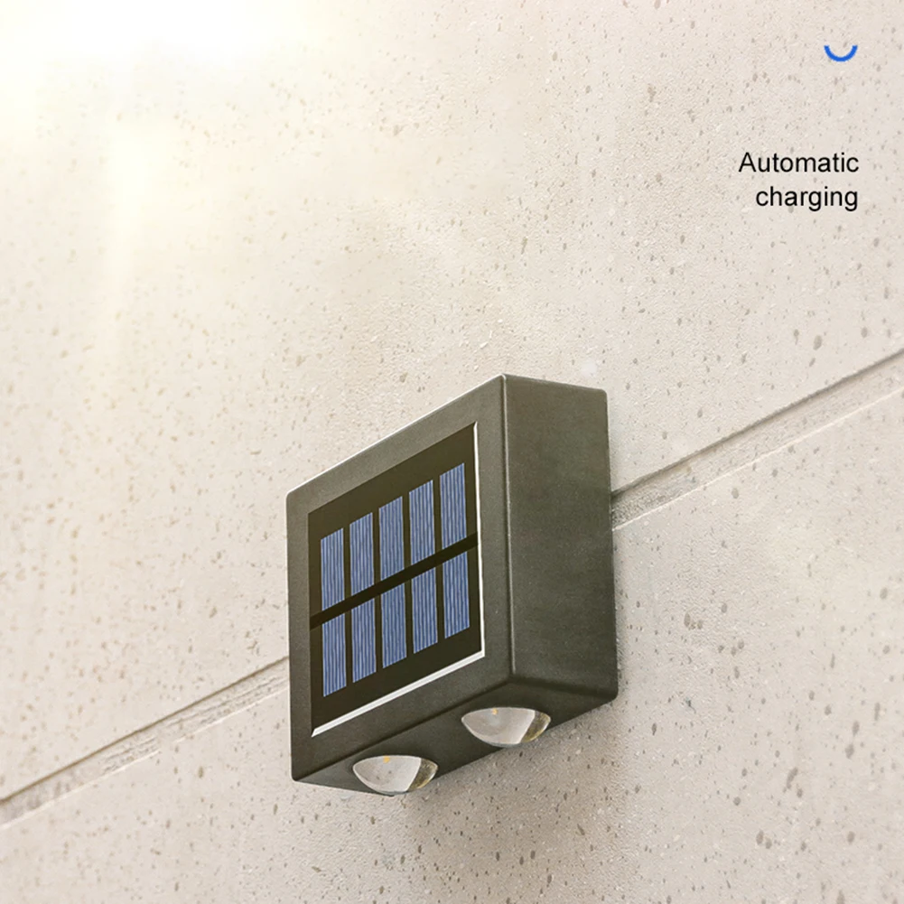 

2pcs 4LED Solar Outdoor Night Light Waterproof Wall Spotlight Easy Installation Outdoor Sunlight Lamp Plastic for Courtyard Park