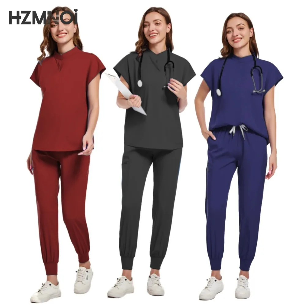 Многоцветная Униформа с коротким рукавом и брюки-джоггеры