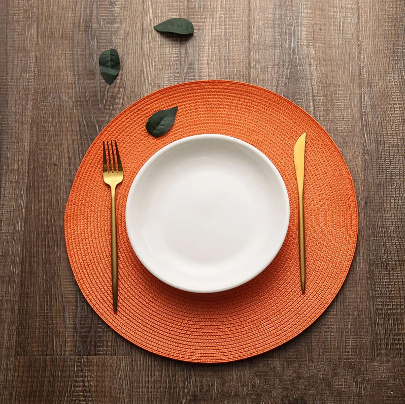 

Комплект из 4 круглых пластиковых ковриков для стола