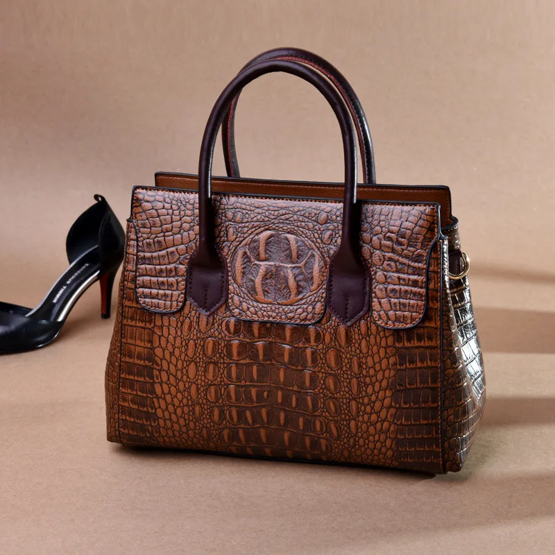 

Womens Crocodile pattern personality Fashion Luxury Handbags women's bag 2022 Shoulder portable Bag Messenger Bags Women Leather