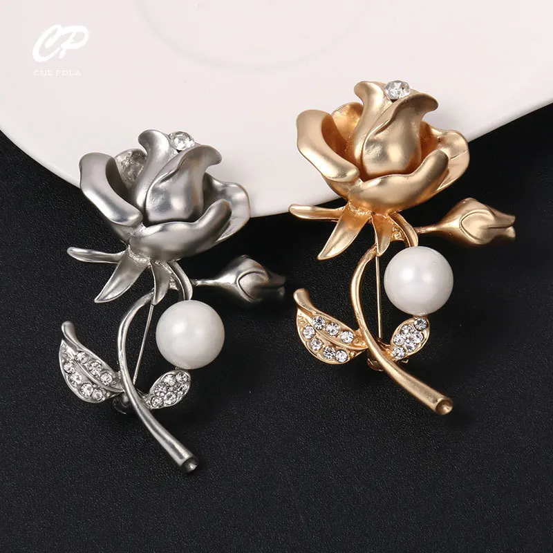 

Exquisite high-end creative rose brooch alloy rhinestone pearl brooch women's clothing accessories