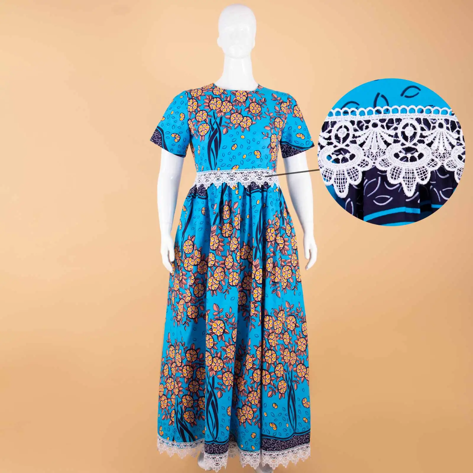 Рисунок 2 - Платье женское в винтажном стиле