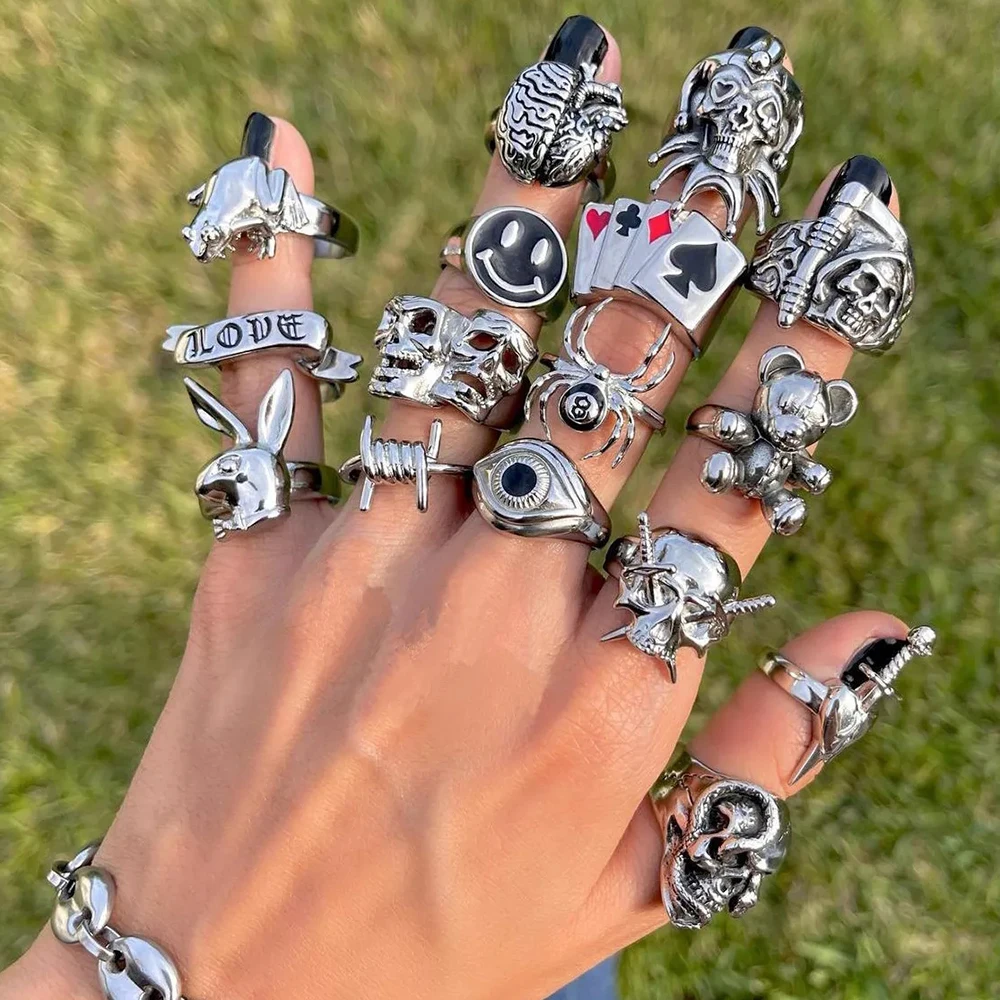 

2022 New Fashion Silver Colour Black Angel Baby Smiley Ring Women's Personality Fashion Skeleton Set Ring Jewelry birthday Gifts