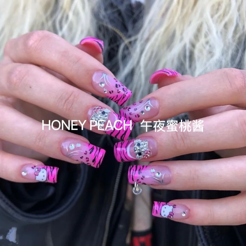 

Diy Sanrioed Hello Kitty Y2k ручная роспись Зебра принт розовый KT Shibuya Пряная девушка металлические аксессуары накладки для ногтей типсы