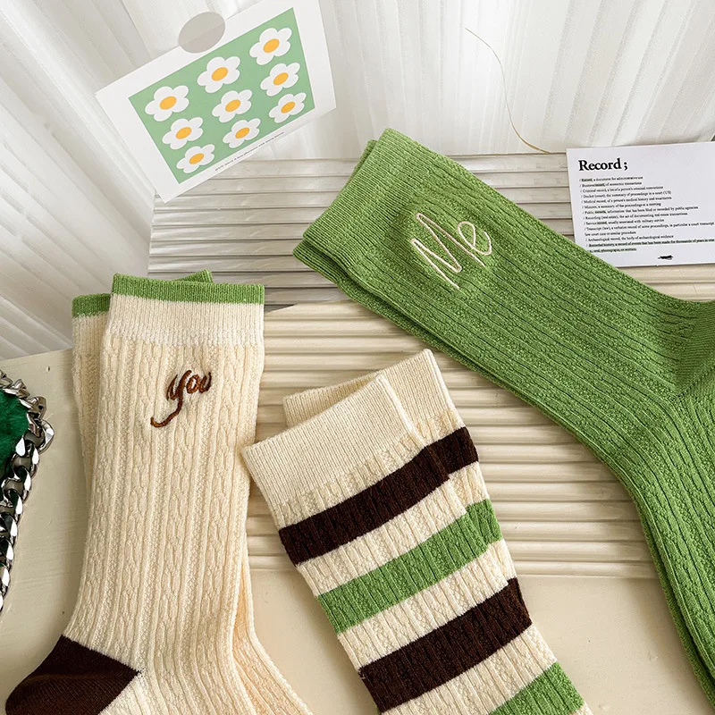 

Осенне-зимние женские носки с вышивкой, маленькие зеленые кашемировые теплые полосатые женские носки, дизайнерские
