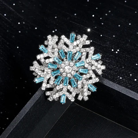 Rotating Snowflake Brooch  shmik
