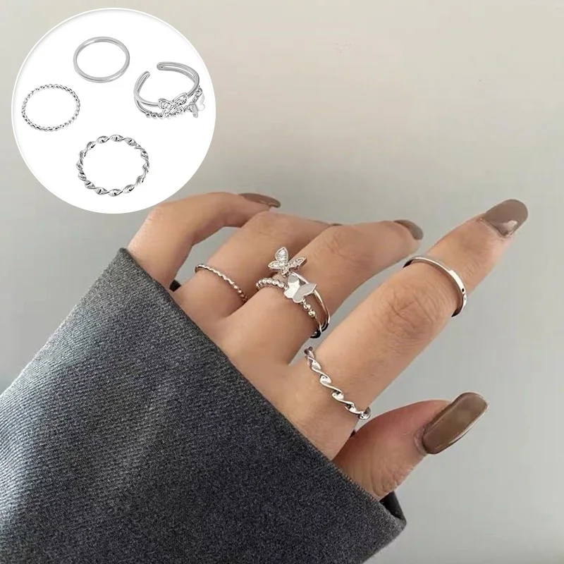

4Pcs Exquisite Butterfly Twisted Ring Set for Women Light Luxury Trendy Design Personalized Rings Charm Y2K Jewelry Accessories