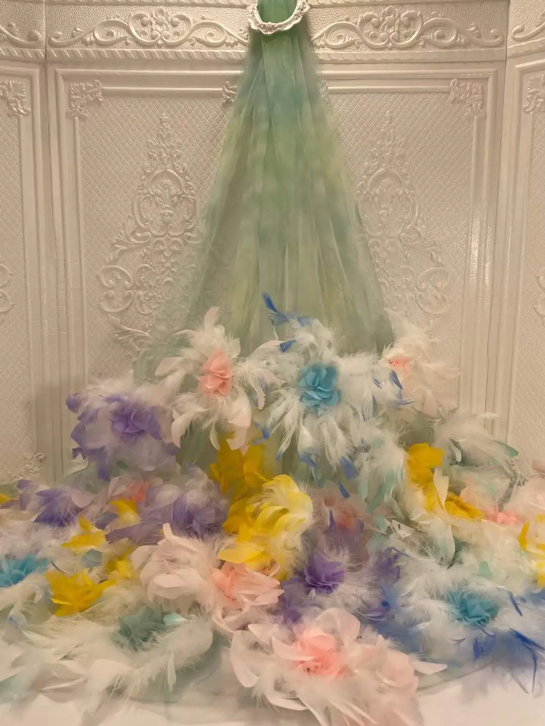 

Hand made Lace African Lace Fabric High Quality Embroidery French Tulle With Feathers Design Nigerian Lace Fabric For Wedding