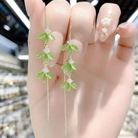 2022 new exquisite fashion long imitation green clover tassel earrings womens pendant wedding earrings