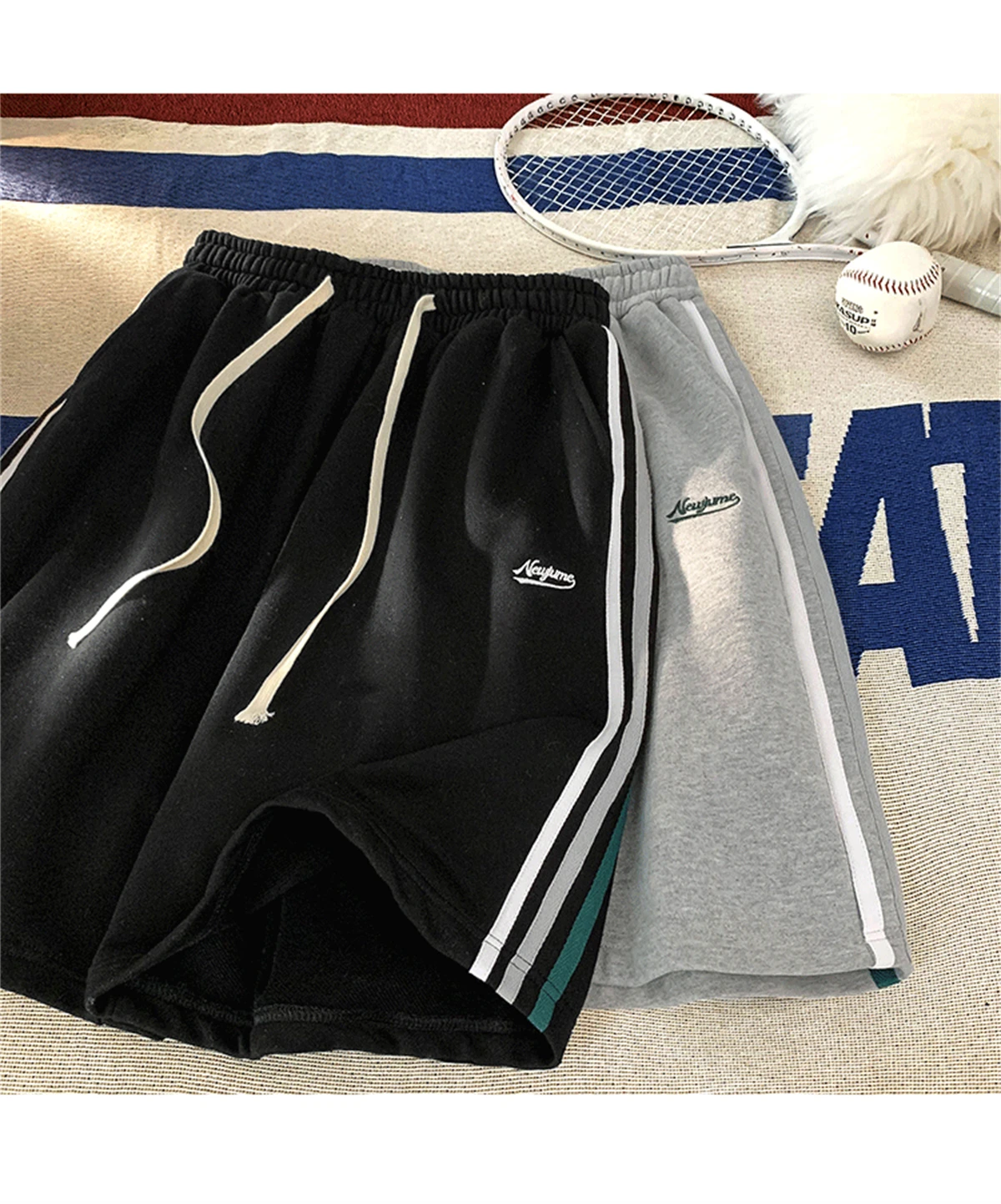 2023 New Women's Spring/Summer Contrast Stripe Straight Sleeve Relaxed Capris Sports Shorts