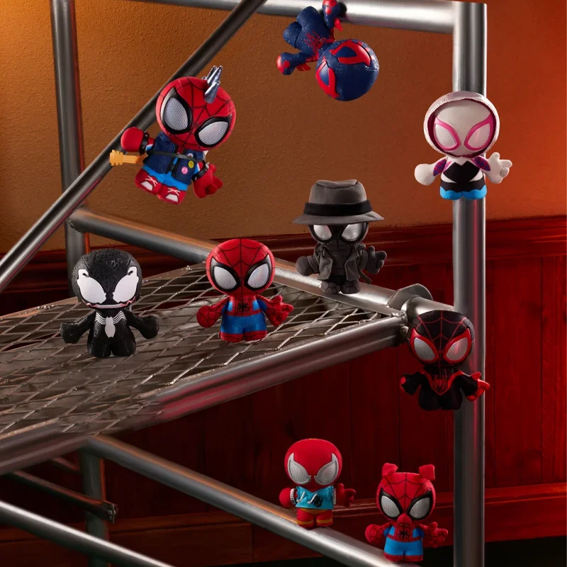 Фото Оригинальные виниловые фигурки Marvel Spider-Man Spider-Sense Series в слепых коробках, плюшевые подвески, милые куклы, украшения, коллекционные игрушки, подарки №2