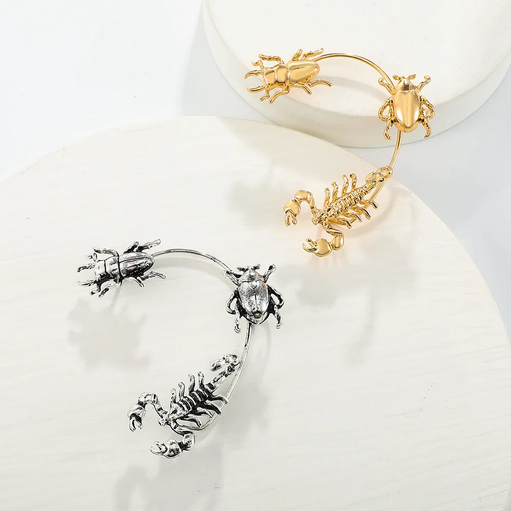 

New Gothic Fashion Dark Insect Ear Bone Clip Bee Ear Clip No Ear Hole Retro Old Scorpion Ear Hanging