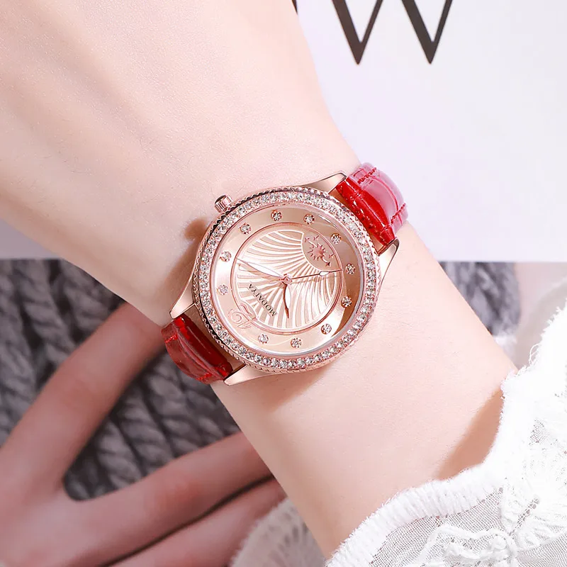 Women's fashion high-end gold watch niche high-end fashion wrist light luxury watch