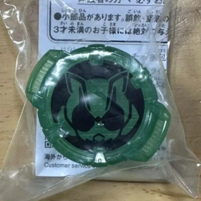 

Bandai Original Kamen Rider Geats DX Commend Twin Buckle Raising Sword Ninja ID Core Anime Action Figures Toy Boy Gift