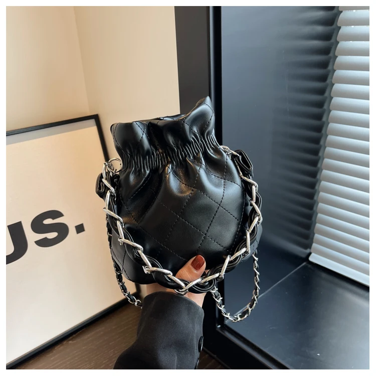 2023 Summer Women's Handbags Pink White PU Bucket Bag Classic Fashion Chain Crossbody Shoulder Bags For Ladies Party Handbags