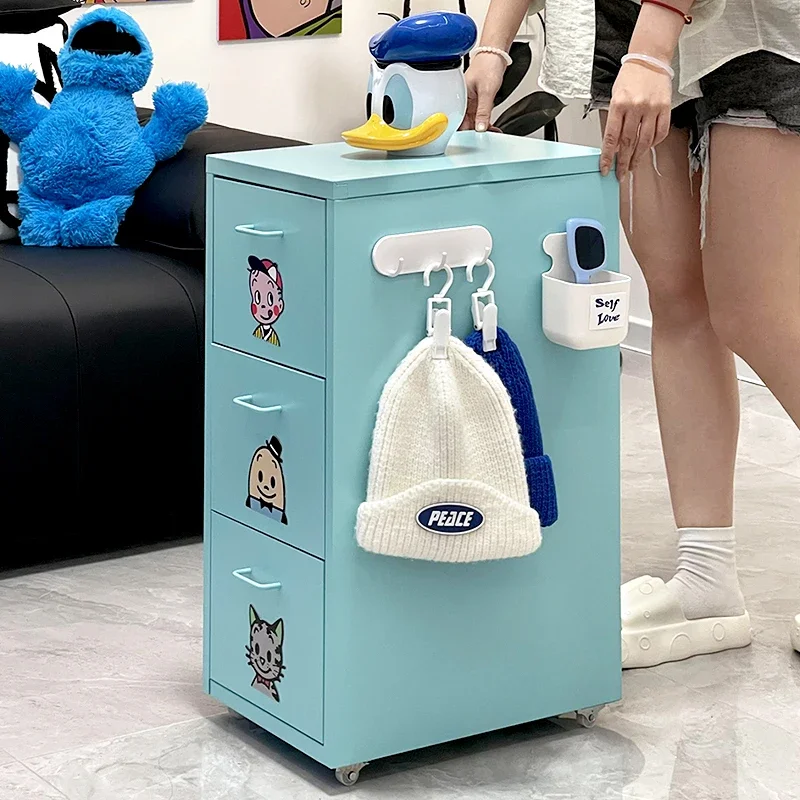 yyhcКованая прикроватная тумбочка. Маленькая простая современная бытовая детская