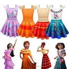 Детское платье с коротким рукавом и рюшами для принцессы