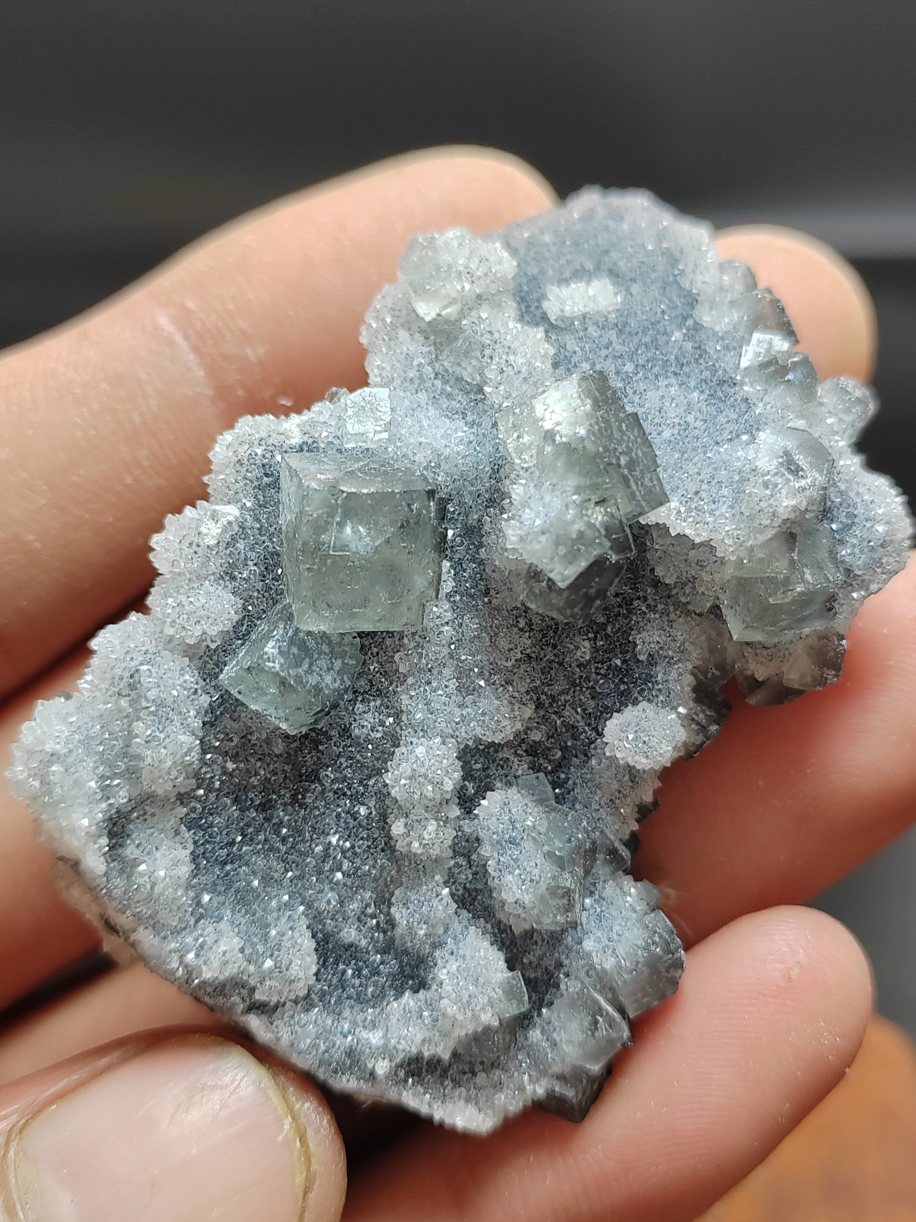 Натуральный редкий зеленый камень объемом 30 г, минеральный зеркальный камень и кристалл, драгоценный камень, украшение для дома