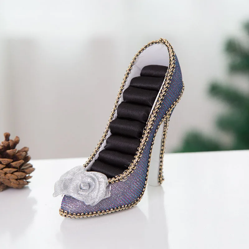 Подставка-органайзер для украшений и сережек на высоком каблуке