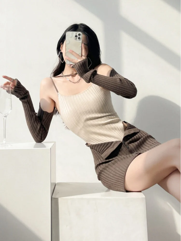 

Sweet Sweet Streetwear Cool Spice Girl Elegant Sexy Backless Hollow Out Two-piece Wool Knitted Mini Dress Female Korean RGW4