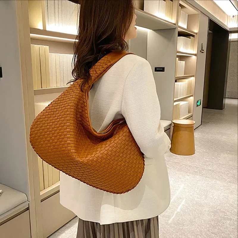 

Women's Handbags Woven Leather Bag 2023 Trend Fashion Soft Luxury Designer Handbag High Quality Shoulder Tote Bag for Women