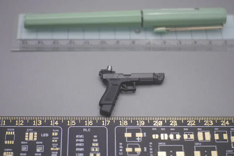 

Модель пистолета ES 26048S 1/6 SMU CCT для фигуры 12 дюймов