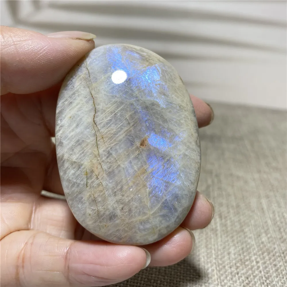 

Natural Stone Crystal Moonstone Healing Palm Gems Minerals Wichcraft Wicca Reiki Spiritual Living Room Decoration Home