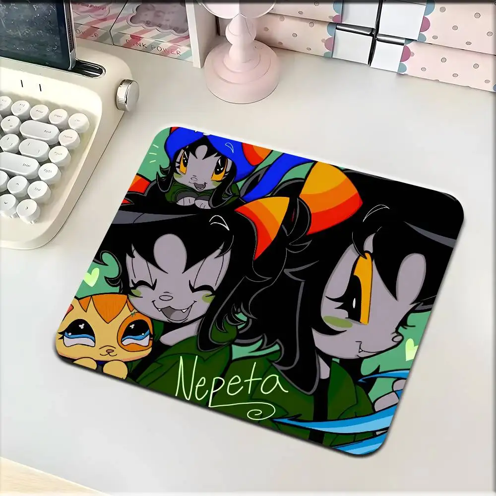 Фото Коврик для мыши Funny Game MSPA Nepeta Leijon, небольшой коврик для мыши с замком LockEdge для геймеров, коврик для компьютерного стола, прямоугольный, противоскользящий, резиновый №2