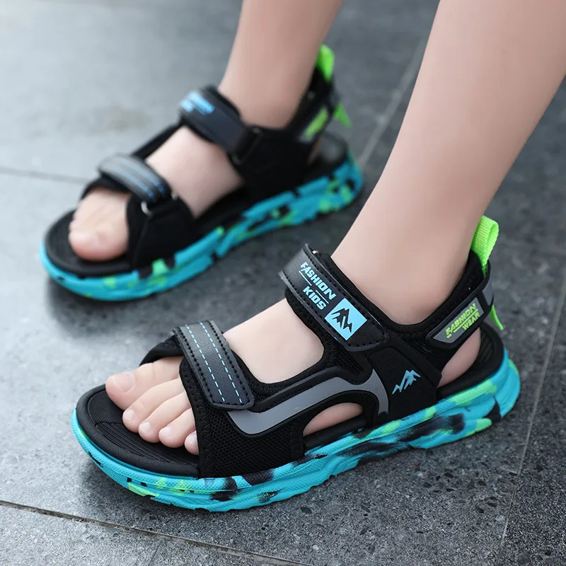 

Летние сандалии для мальчиков, детская пляжная обувь, легкие спортивные сандалии на мягкой подошве для мальчиков, дышащая детская повседне...