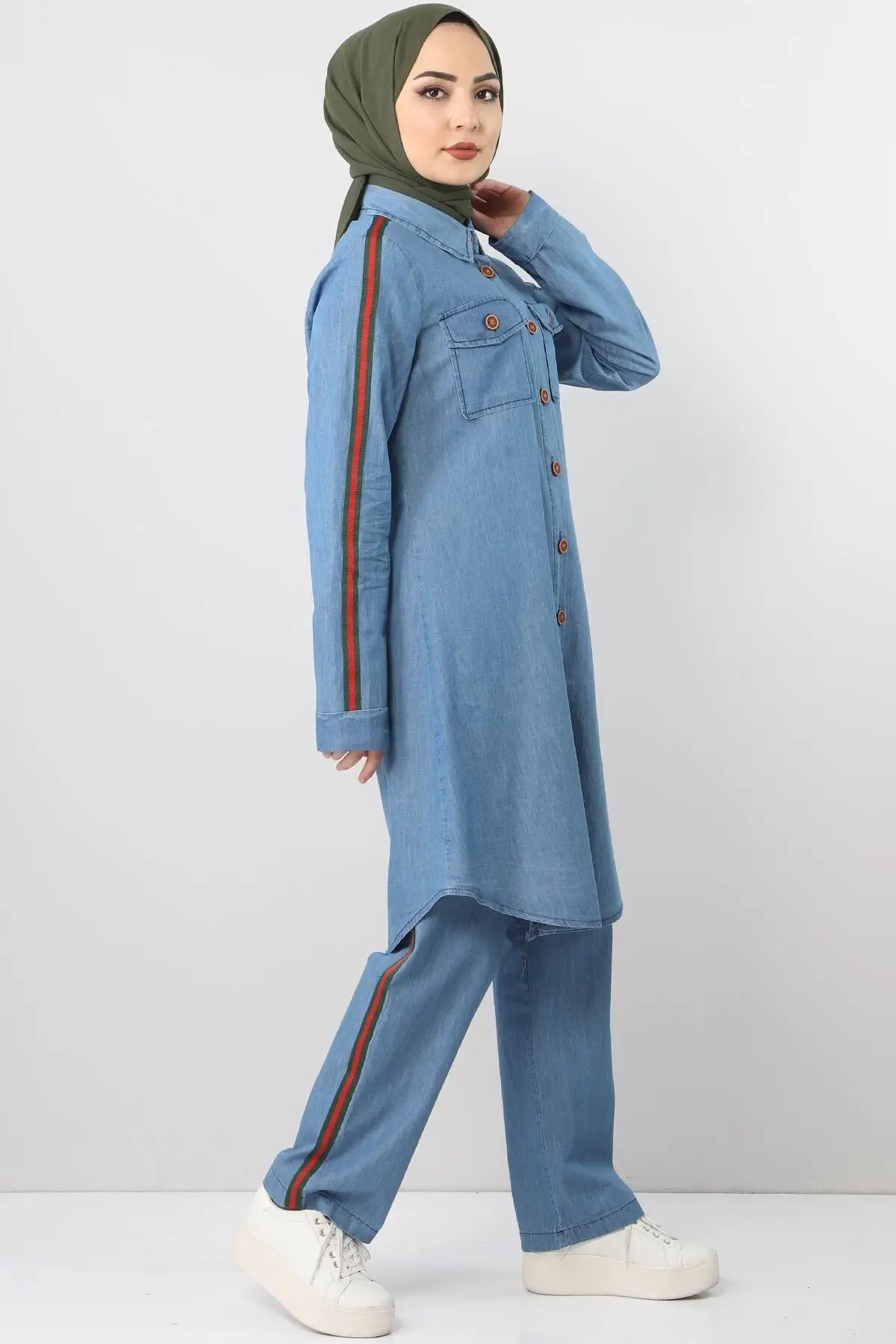 

Women's Outdoor Dual Band Jeans Team Women's Islamic Team 2021