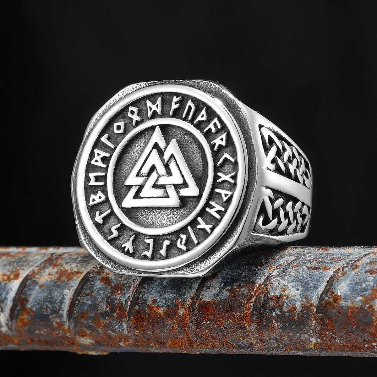 

Viking Runes Ring Odin Triangle Rings 316L Stainless Steel Punk Vintage for Male Talisman Jewelry Accessories Gift Wholesale