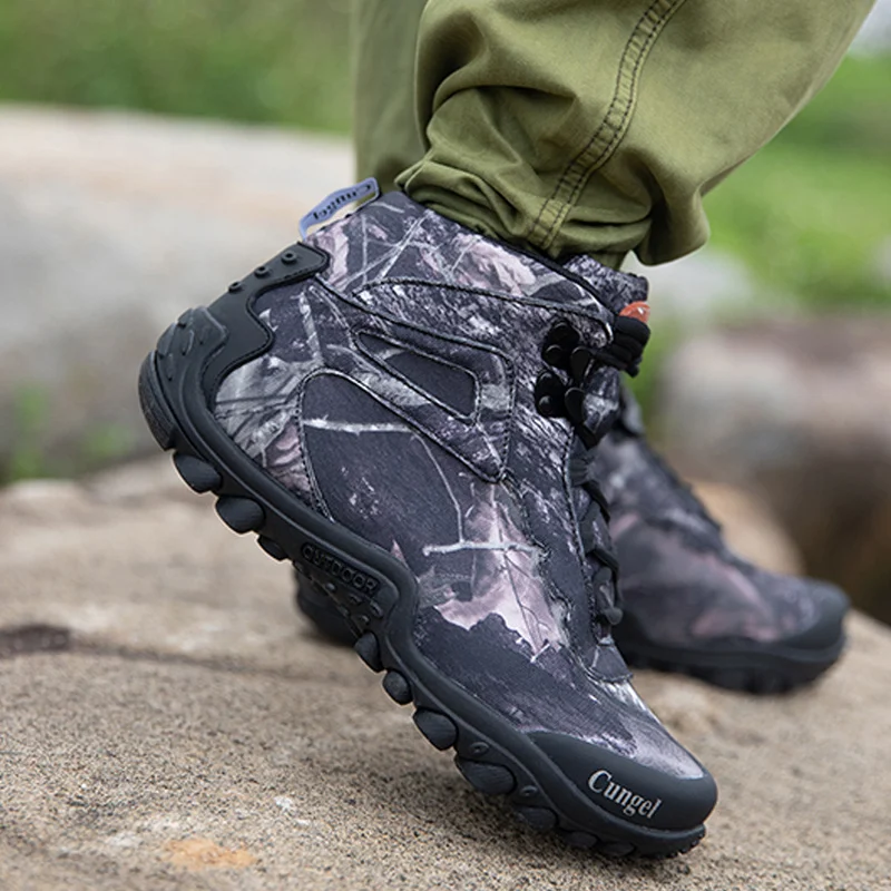 Autumn Winter Camouflage High Trekking Sneakers Men Outdoor Waterproof Military Tactical Boots Men Hunting Boots Botas Tactica