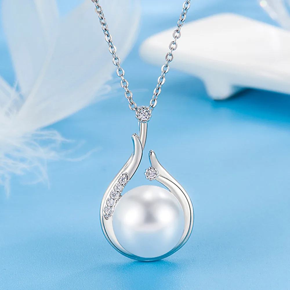 

Комплект из колье и серёг, с подвеской в виде капли воды