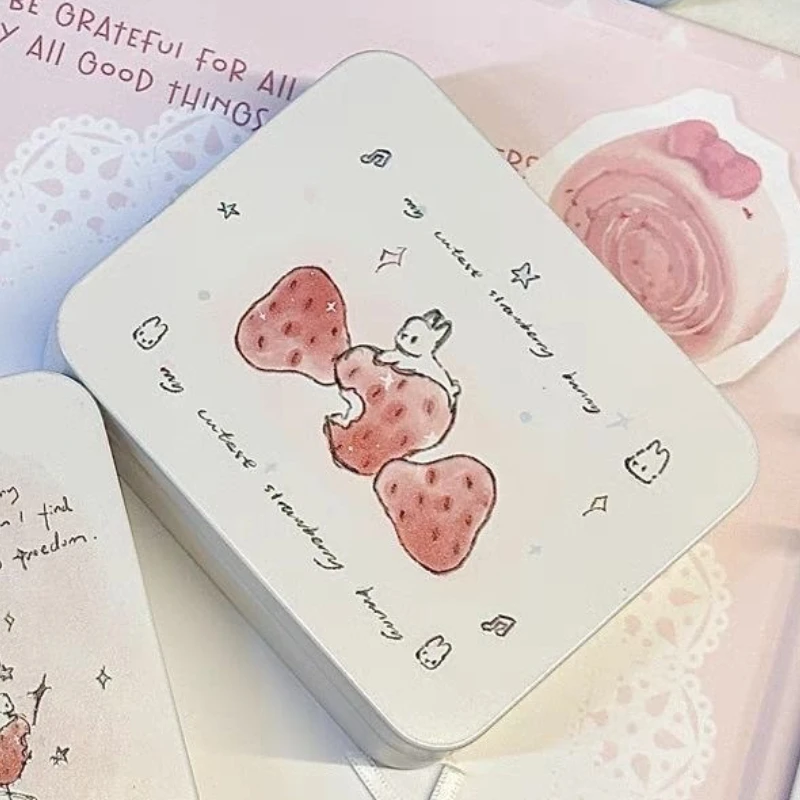 

Милая клубничная коробочка для украшений