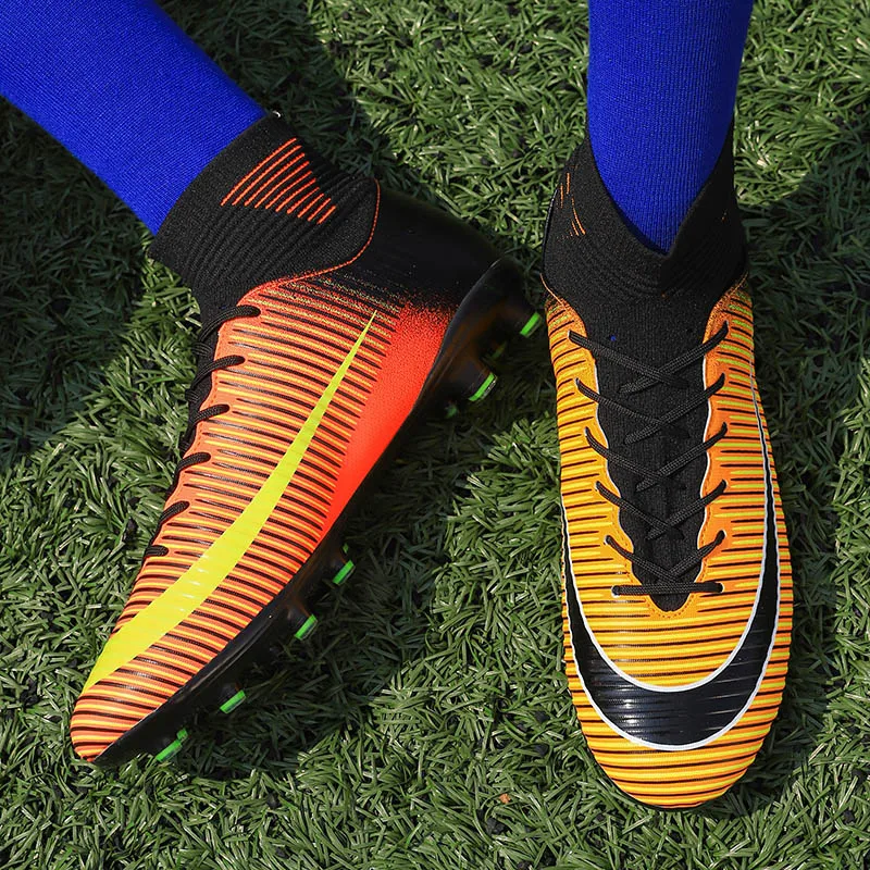 Soccer Shoes for Men Lightweight High Ankle Football Boots Indoor Training Comfortable Futsal Sneakers Top Selling Soccer Cleats