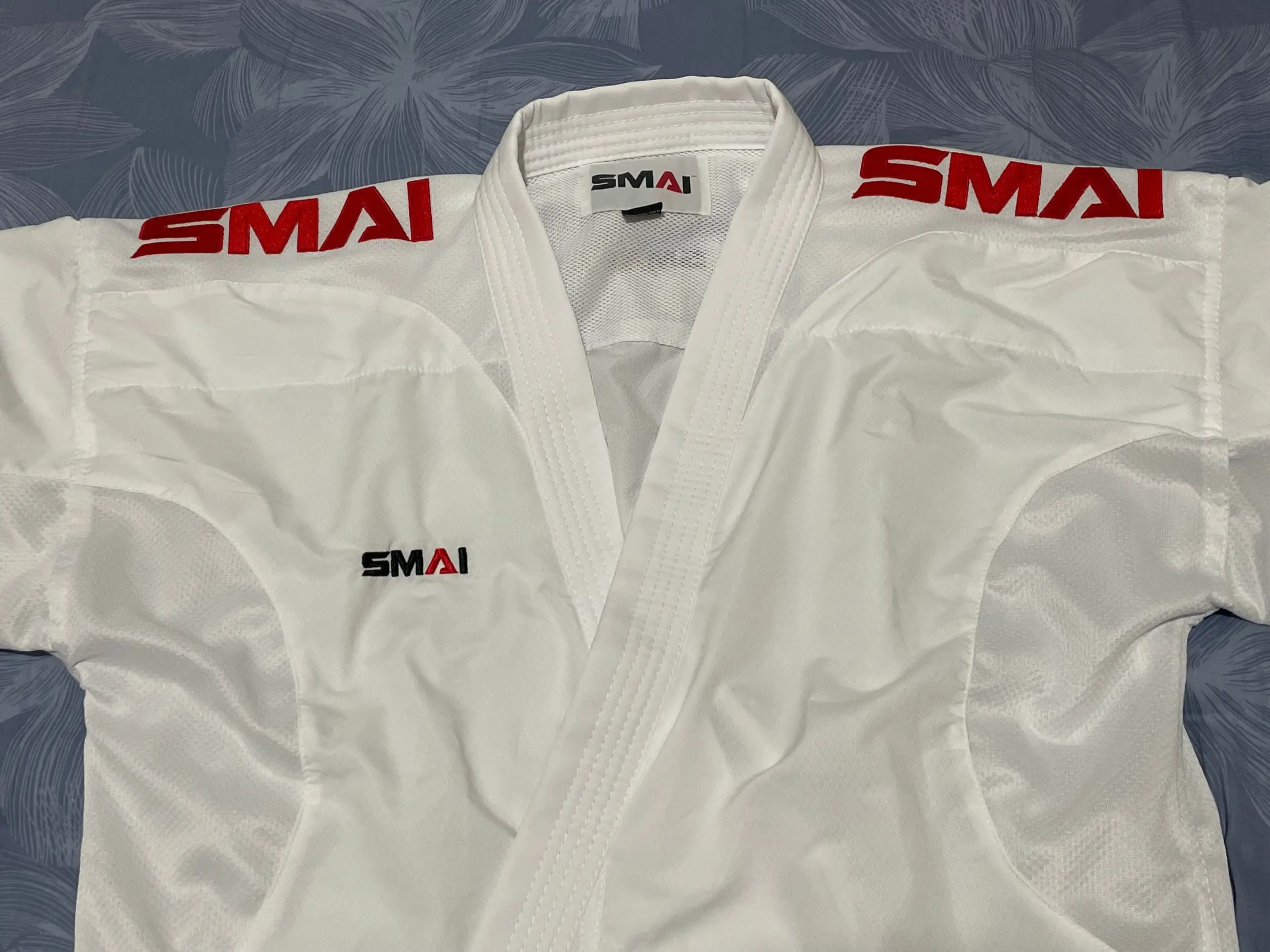 Официальное обозначение карате GI SMAI Kumite WKF утвержден kumite Master K1 Премьер-лига каратэ GI Униформа используется для соревнований (art.: 7b0326355) - 7b0326355