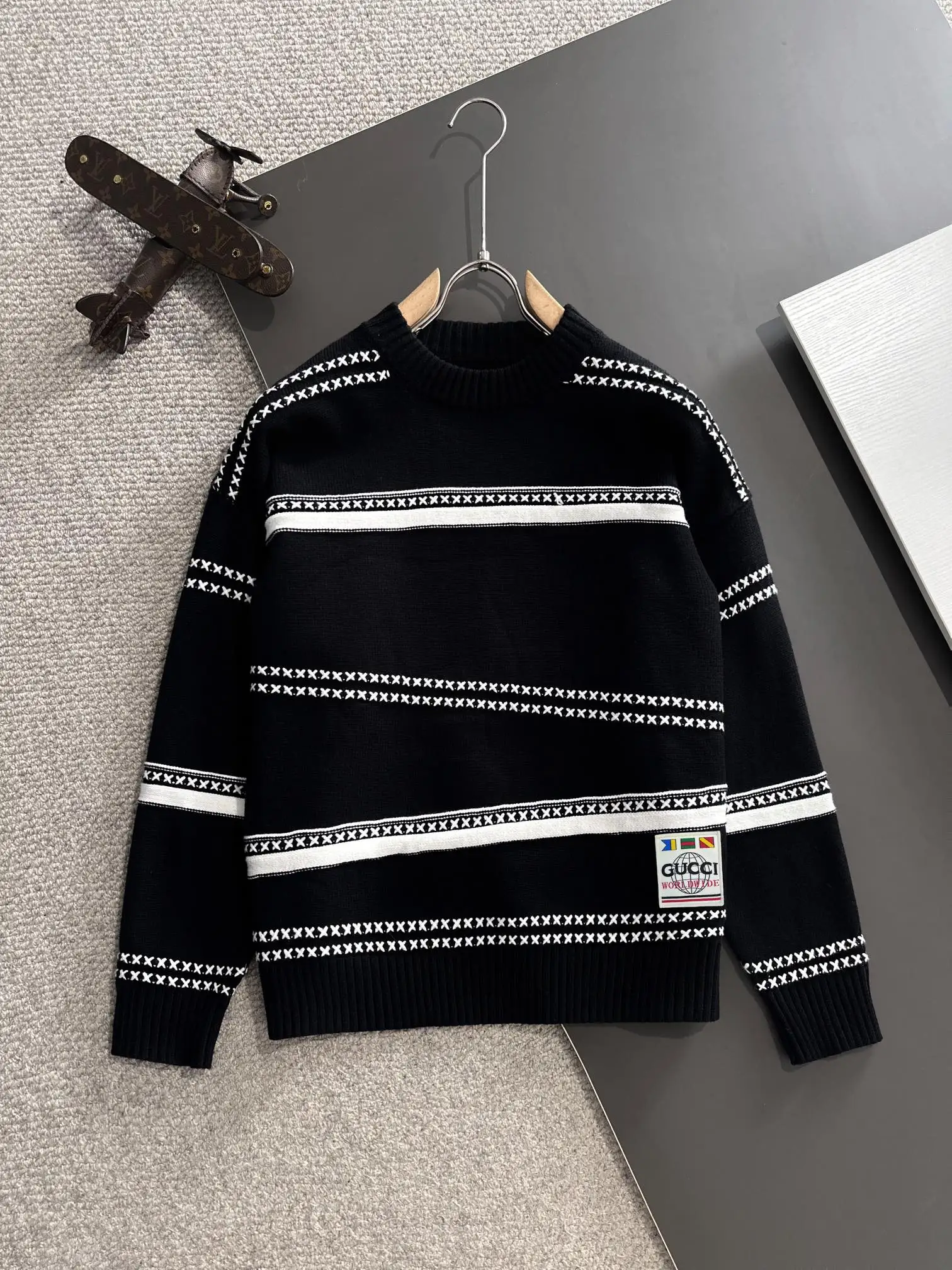свитер Gucci осенний и зимний мужская женский модные пуловер утепленный ...