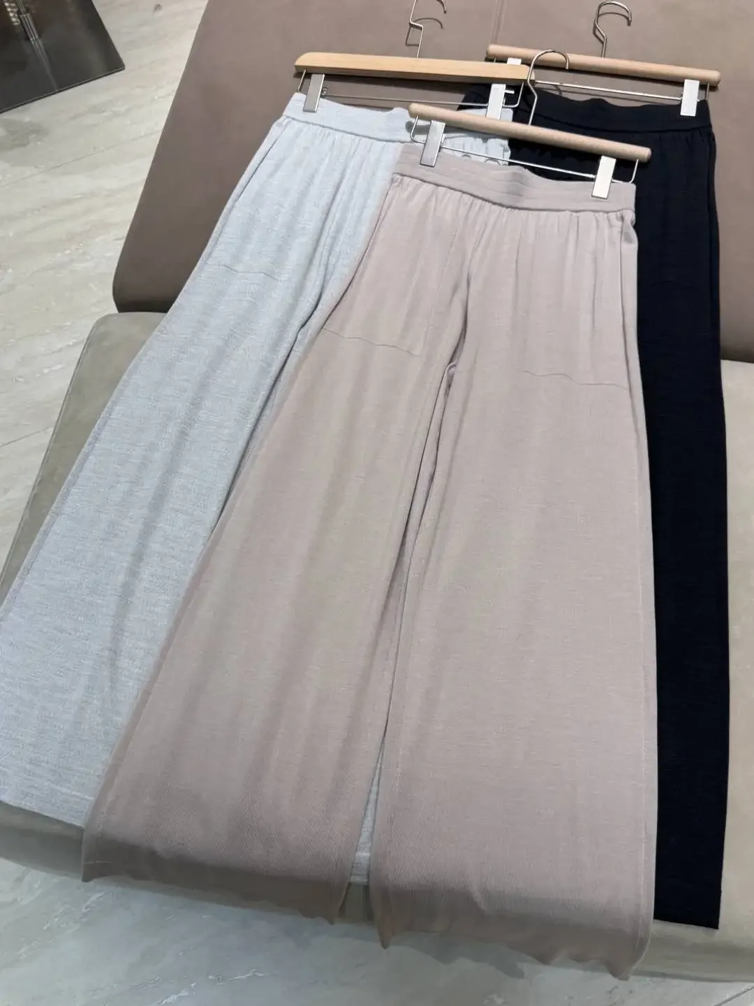 Женский комплект COZOK топ и брюки из шерсти с шелком