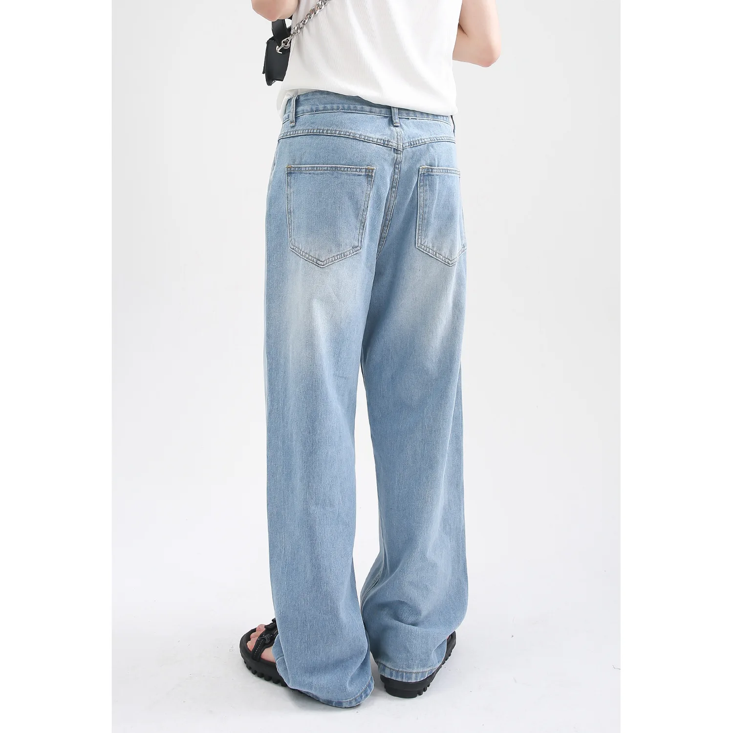 Four Seasons Korean Style Fashion Loose Personality Straight Design Casual Loose Designer Jeans Men's Streetwear Men Clothing