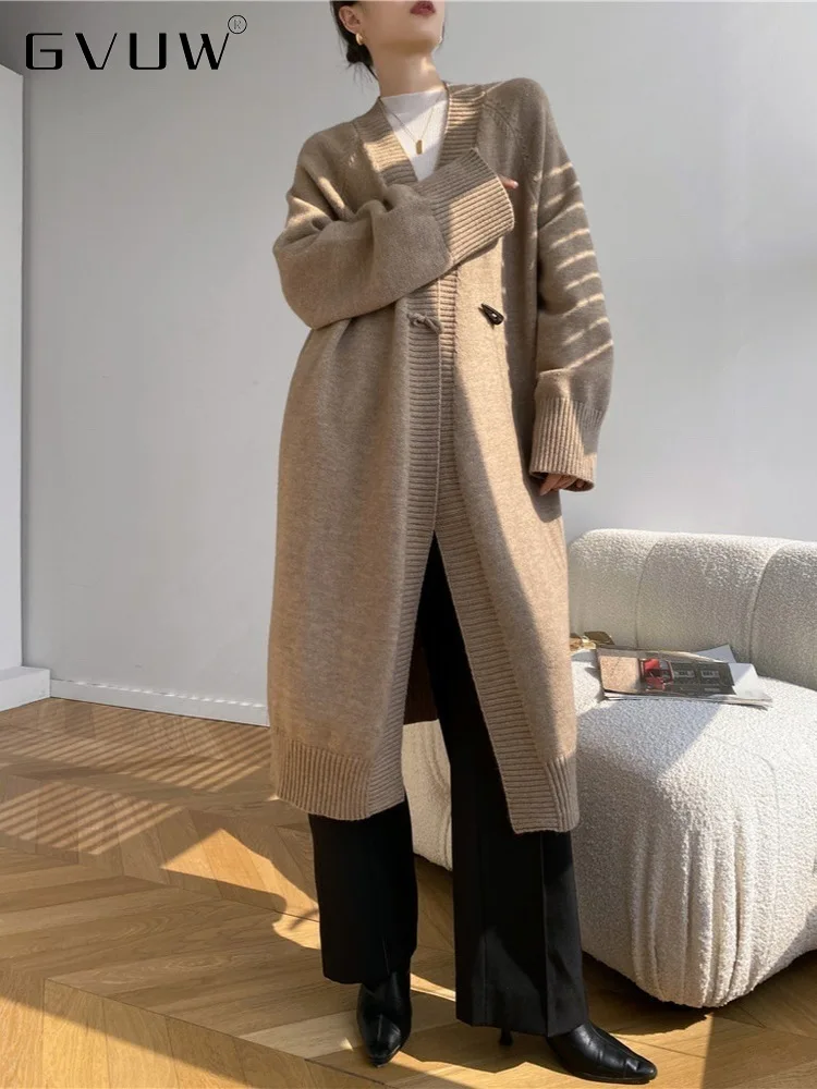 

Женский трикотажный свитер с пуговицами GVUW, повседневный свободный свитер средней длины с V-образным вырезом в Корейском стиле, Осень-зима ...