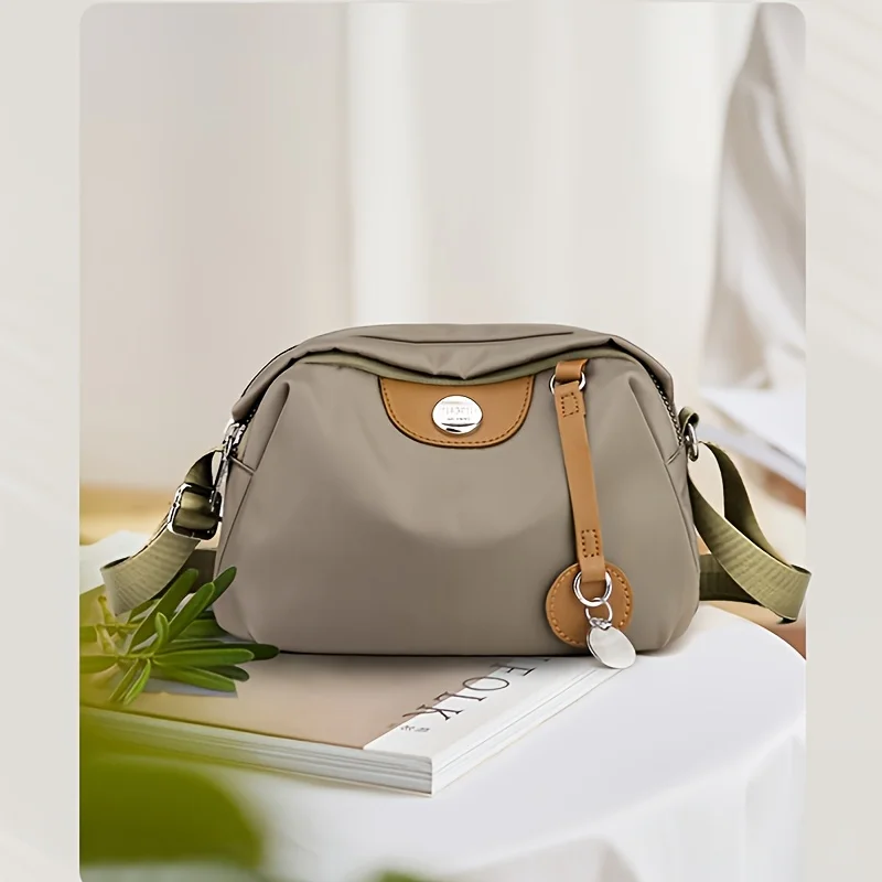 

Middle-aged Mom Bag Women's Lightweight Solid Color Crossbody Bag Simple Contrast Color Large Capacity Crossbody Bag women bag