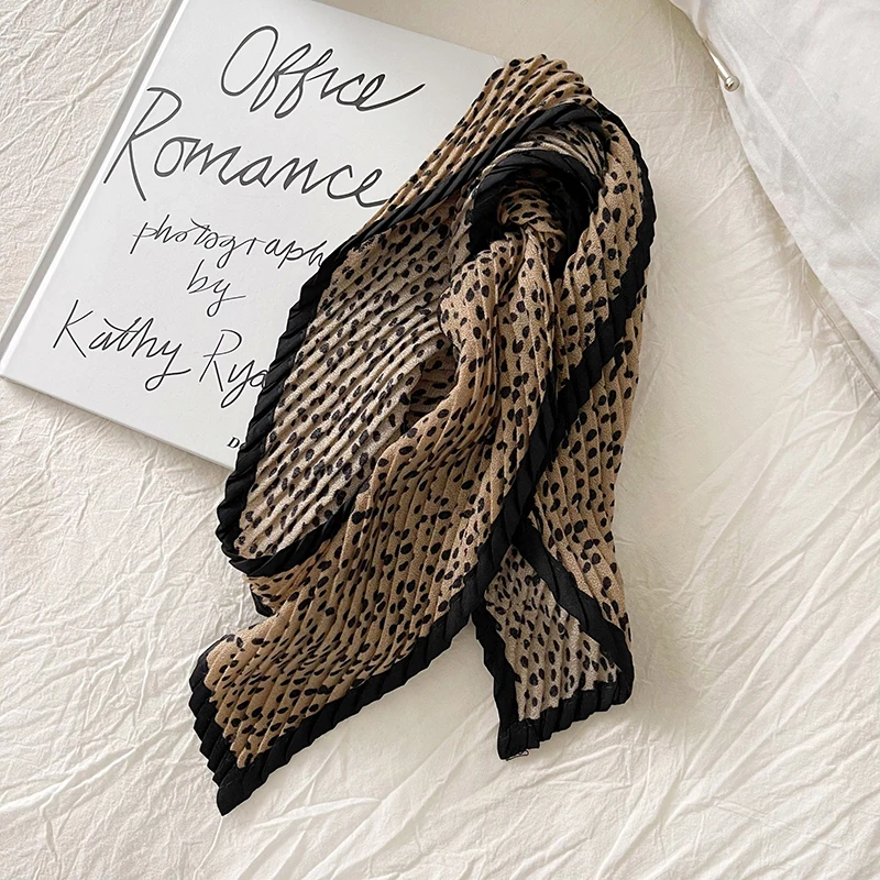

Luna&Dolphin French High Quality Pressure Wrinkled Small Silk Scarf Leopard Tie Bag Headband Wild Decorative Ribbon Waistband