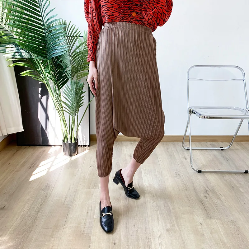 

SuperAen 2022 Summer Casual Cropped Trousers Loose Oversized Solid Calf-Length Harem Pants Women