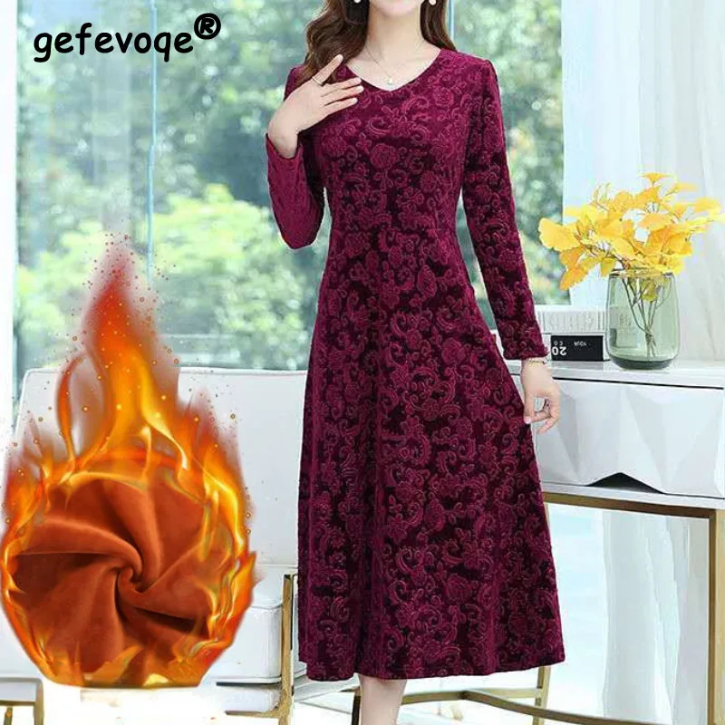 

2022 Casual V-Neck Dress Women Elegant Fashion Gold Velvet Spring Autumn Mother Long Sleeve Slim Party Luxury Evening Dresses