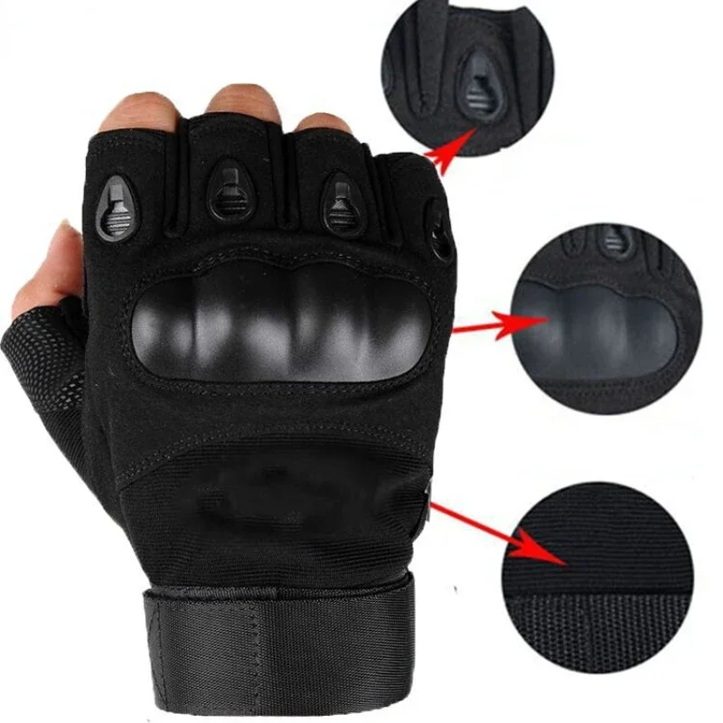 Мужские перчатки с полупальцами