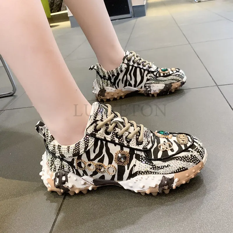 Summer Rhinestone Women Sneakser Ins Tide Diamond Breathable Luxury Designers Casual Thick Bottoms Dad Shoes
