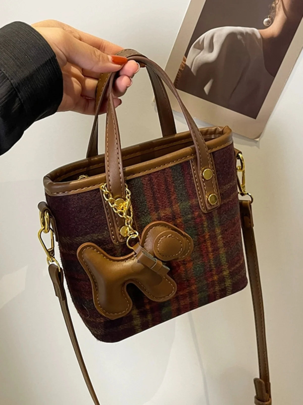 

Woolen Bucket Crossbody Bag For Women Autumn Winter New Luxury Design Brand Mini Handbag Fashion Shoulder Messenger Bags