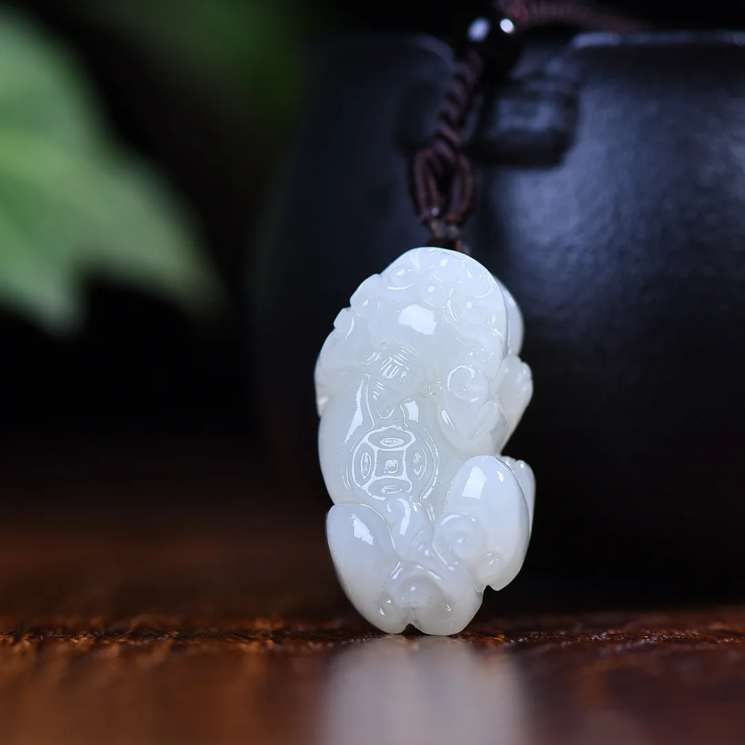 

Hetian Jade Pixiu Pendant Couples White Jade Pendant Xinjiang Hetian Jade White Jade Lucky Pixiu Pendant Simple Fashion Jewelry